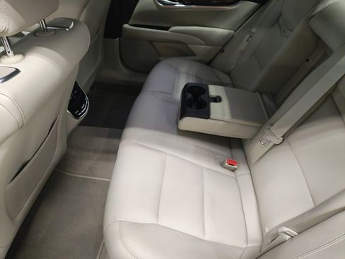 Used 2013 Cadillac XTS Premium image 26