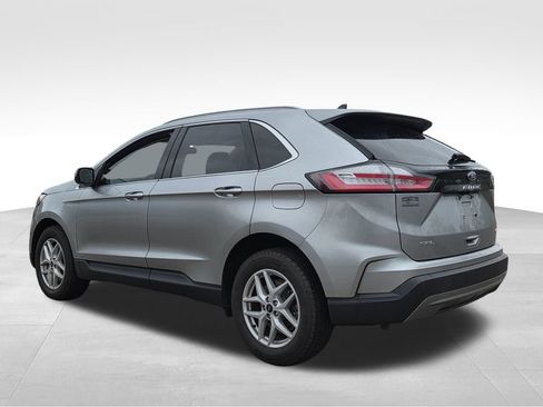 Used 2023 Ford Edge SEL AWD/4WD image 7
