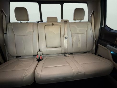 Used 2018 Ford F150 Lariat w/ Equipment Group 502A Luxury image 25