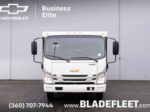New 2025 Chevrolet Low Cab Forward image 2
