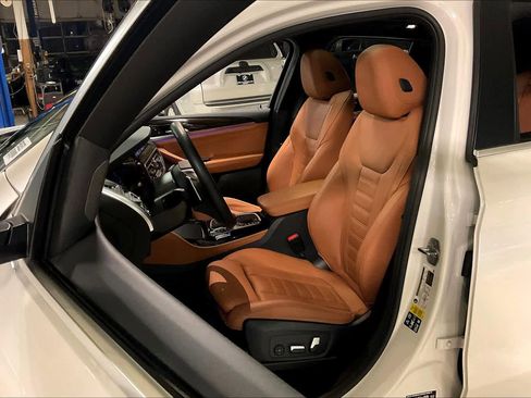 Used 2023 BMW X4 xDrive30i w/ Premium Package image 7