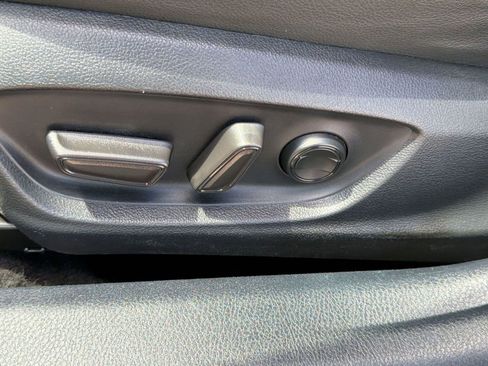 Used 2024 Toyota Camry SE FWD image 13