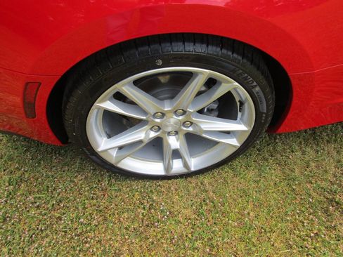 Used 2022 Chevrolet Camaro LT w/ RS Package image 13