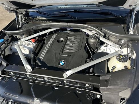 Used 2023 BMW X5 xDrive40i w/ Premium Package image 30
