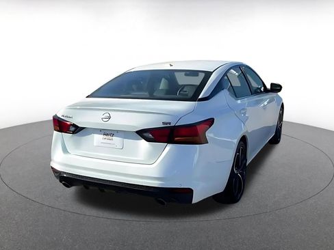 Used 2025 Nissan Altima 2.5 SR image 14