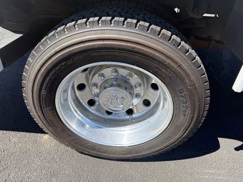 Used 2017 RAM 5500 Laramie AWD/4WD image 12