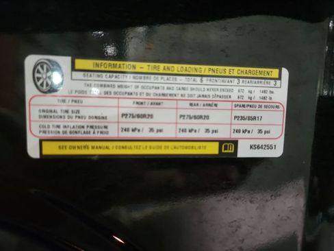 Used 2019 RAM 1500 Classic SLT w/ SLT Plus D←cor Group AWD/4WD image 28