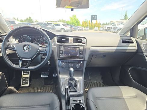 Used 2019 Volkswagen Golf Alltrack S AWD/4WD image 6