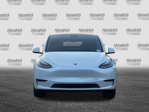 Used 2020 Tesla Model Y Long Range image 10