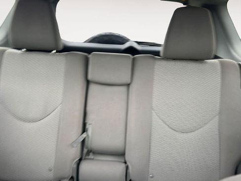 Used 2012 Toyota RAV4 FWD w/ Upgrade Value Pkg image 30