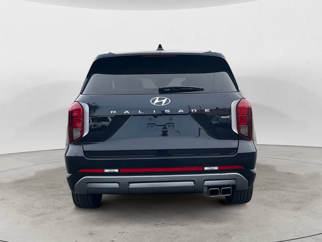 Certified 2025 Hyundai Palisade Limited AWD/4WD image 6