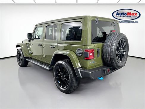 Used 2022 Jeep Wrangler Unlimited Sahara w/ Cold Weather Group image 6
