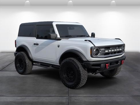 Used 2024 Ford Bronco Big Bend image 2