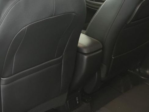Used 2022 Buick Encore GX Essence FWD image 30