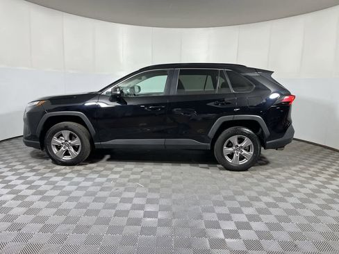 Used 2025 Toyota RAV4 XLE FWD image 5
