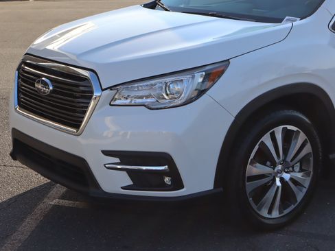 Used 2020 Subaru Ascent Limited w/ Technology Package AWD/4WD image 6