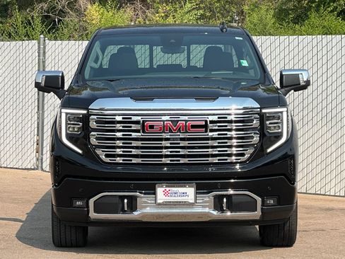 Used 2025 GMC Sierra 1500 Denali w/ Denali Reserve Package AWD/4WD image 6