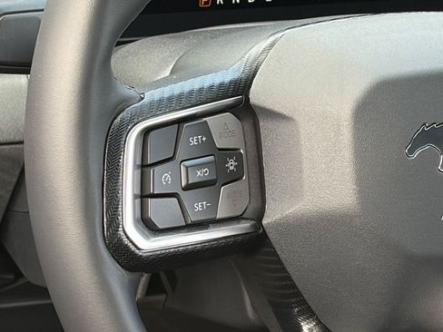 Used 2024 Ford Mustang Coupe RWD image 19