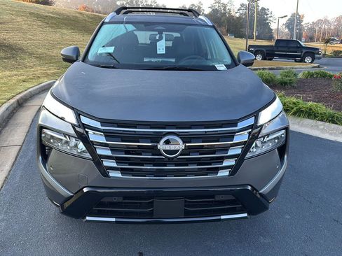 New 2026 Nissan Rogue Platinum image 7