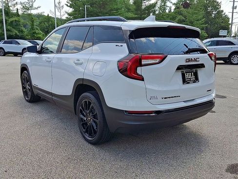 Used 2023 GMC Terrain SLE w/ Elevation Edition AWD/4WD image 7