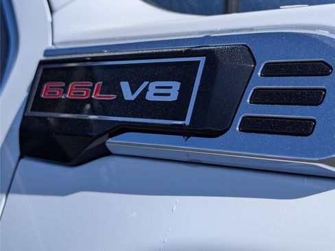New 2026 GMC Sierra 2500 SLT AWD/4WD image 11