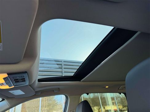 Certified 2024 Nissan Rogue SV w/ SV Premium Package image 19