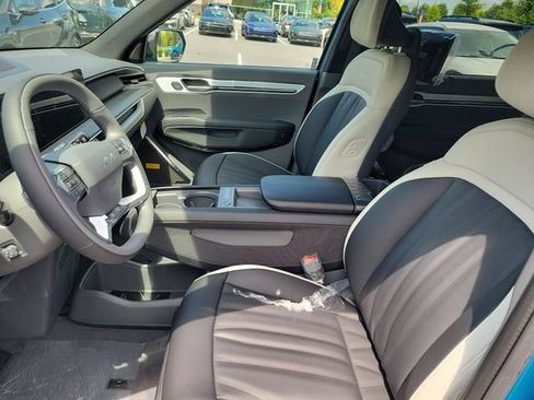 New 2026 Kia EV9 GT-Line AWD/4WD image 17