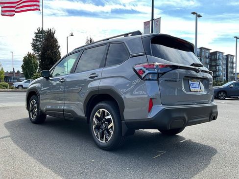 New 2025 Subaru Forester Premium image 5