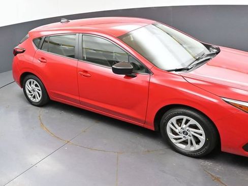 Used 2024 Subaru Impreza 2.0i AWD/4WD image 41