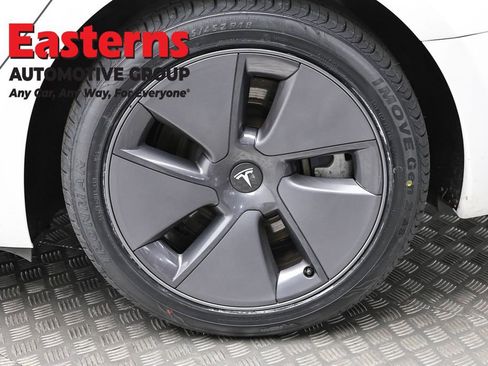 Used 2023 Tesla Model 3 Standard Range image 25