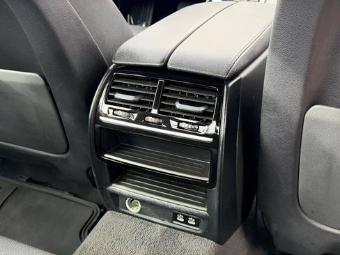 Used 2020 BMW 530i 530i w/ Convenience Package image 30