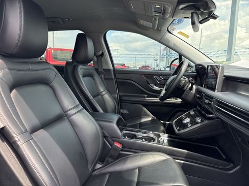 Used 2022 Lincoln Corsair FWD image 7
