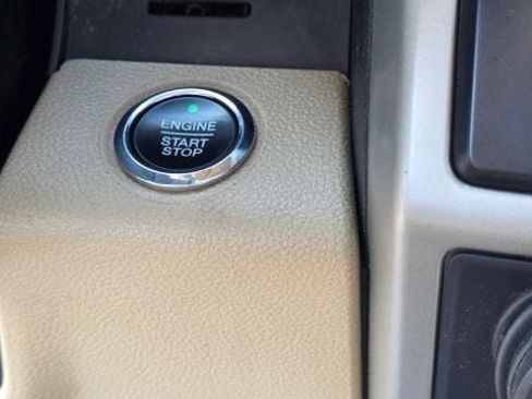Used 2016 Ford F150 Lariat AWD/4WD image 38