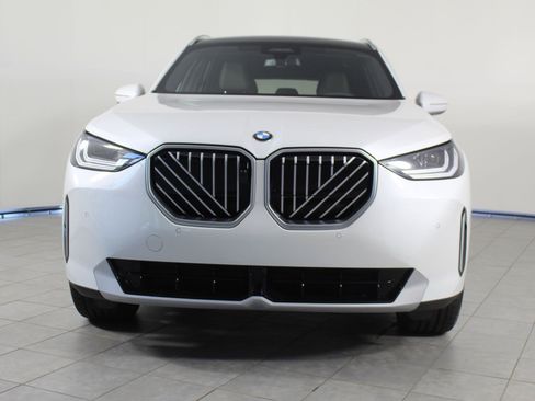 New 2026 BMW X3 xDrive30 w/ Premium Package image 6