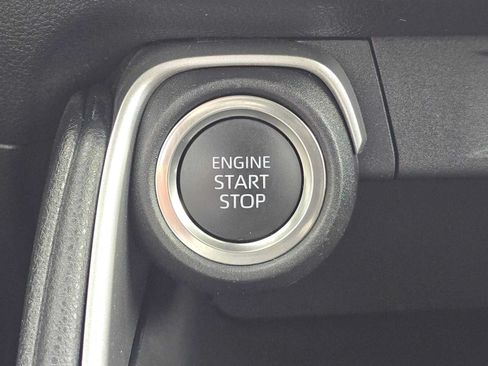 Certified 2026 Toyota Grand Highlander FWD image 33