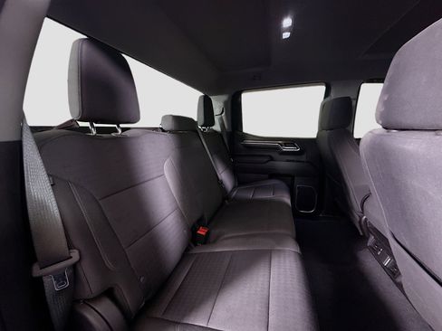 Used 2022 Chevrolet Silverado 1500 LT image 27