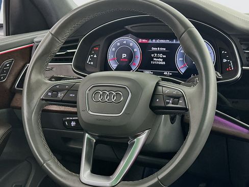 Used 2024 Audi Q8 Prestige w/ Prestige Package image 8