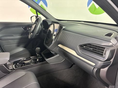 Used 2026 Subaru Forester Limited AWD/4WD image 34