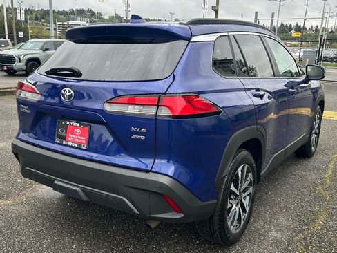 Certified 2024 Toyota Corolla Cross XLE w/ Convenience Package AWD/4WD image 5