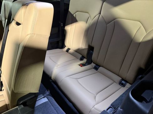 Certified 2025 Audi Q7 2.0T Premium w/ Convenience Plus Package image 25