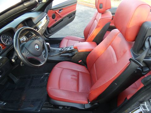 Used 2013 BMW 328i Convertible image 40