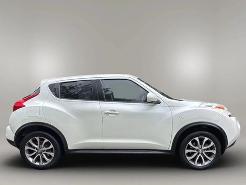 Used 2011 Nissan Juke SL AWD/4WD image 6