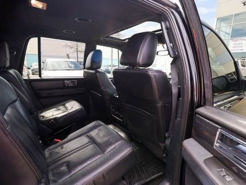 Used 2016 Lincoln Navigator L Reserve image 47