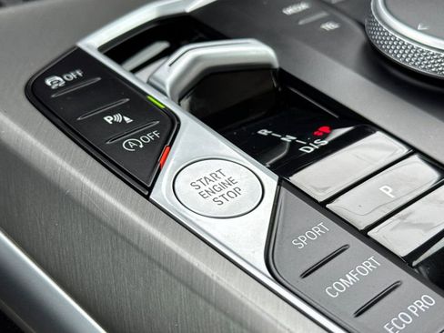 Used 2025 BMW 230i Coupe w/ M Sport Package image 20