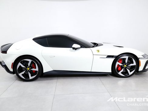 Used 2025 Ferrari 12Cilindri RWD image 9