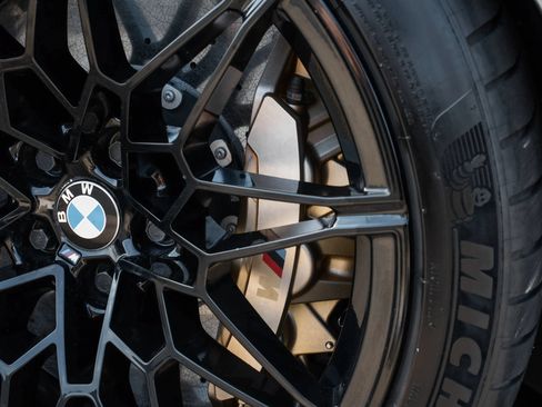 Used 2024 BMW M3 Competition w/ Executive Package RWD image 37