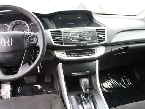 Used 2013 Honda Accord LX image 11