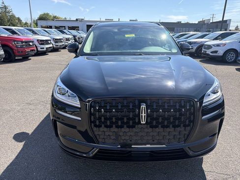 Certified 2024 Lincoln Corsair Reserve w/ Equipment Group 201A AWD/4WD image 8