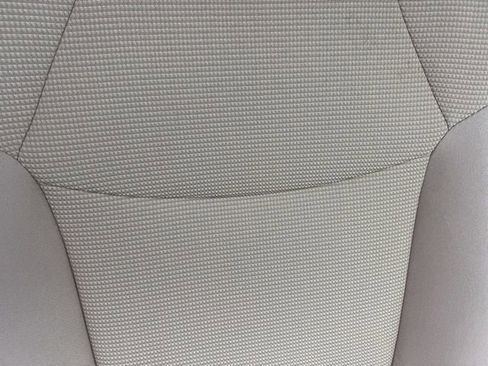 Used 2019 Toyota RAV4 LE w/ Carpet Mat Package image 31