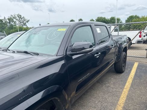 Used 2021 Toyota Tacoma 4x4 Double Cab image 15